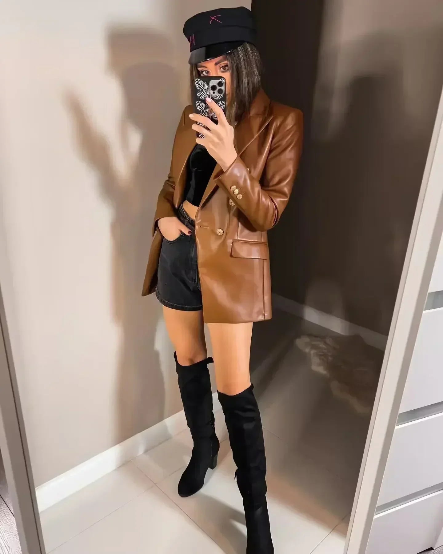 Women's 2024 New Fashion Flip Decoration Casual Double breasted PU Leather Suit Coat Retro Long sleeved Women's Coat